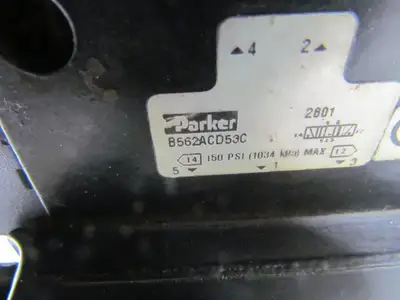 Parker B562ACD53C 3 B5 Series Pneumatic Valves on base w/ FB7 Silencers