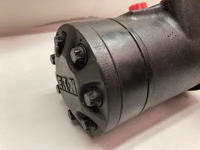 Used CHAR-LYNN 101-1028-009 Motors (misc) | Surplus Asset Holdings #1205129