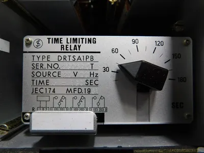 Fuji Electric DRTSA1PB Time Limiting Relay 15-180s No Front Glass See Pics Used