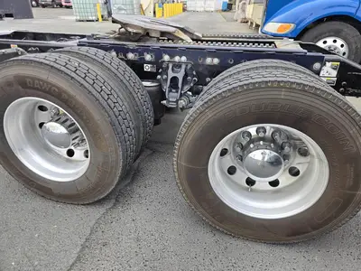 USED 2020 PETERBILT 567