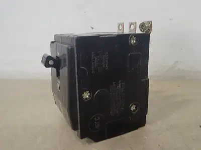 USED SQUARE D QOB320