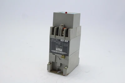 Used Allen-Bradley 700-RTA00V000A1 Relays & Switches California US | Davliegogo LLC #1705311