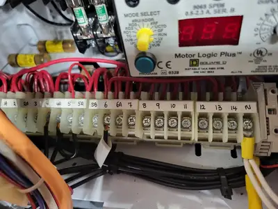 USED SQUARE D MODEL 6