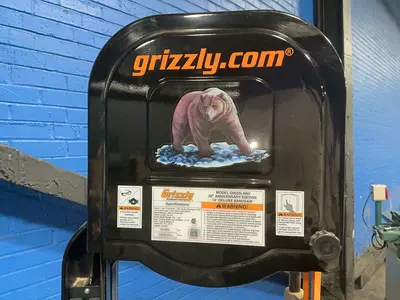 Used 2016 GRIZZLY G0555LANV Woodworking Vertical Band Saws Ohio US | HGR 24 #1345446