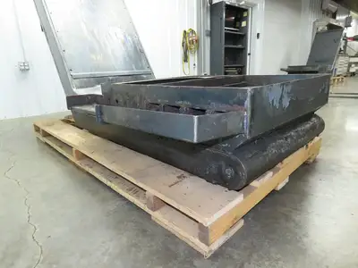 Enomoto 37"W x 8' 4"L Chip Conveyor 26"Belt 46"H Discharge 220V 3PH Chain Drive