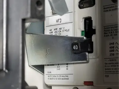 USED EATON CUTLER-HAMMER SVX00031V018