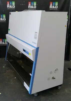 Used _UNKNOWN_ _UNKNOWN_ Biosafety Cabinets California US | R&D Laboratory Equipment #1304785