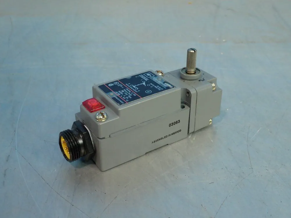 Used CUTLERHAMMER E50SAL Relays & Switches Ohio US | HGR 24 #798762