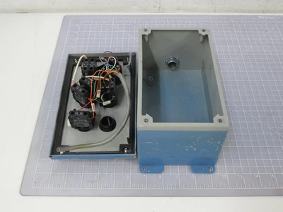Used HAMMOND MANUFACTURING _UNKNOWN_ Enclosures | OCO Industrial #1695526