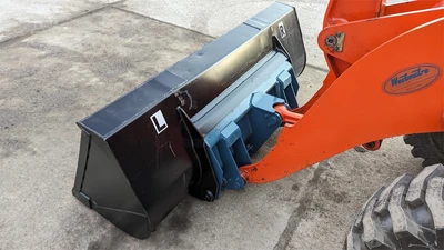 USED 1995 KUBOTA R520