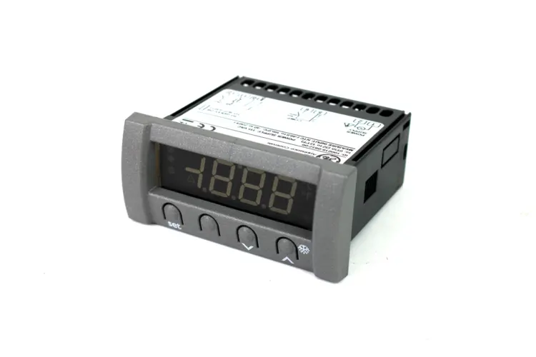 New | in-Stock GENERAL ELECTRIC 3ARTE231N5V0BS Temperature Controls | Industrial Parts R Us Inc. #366014