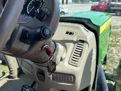 USED 2014 JOHN DEERE 6150R