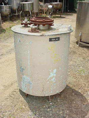 USED 150 GALLON MIXING TANK 150 GALLON OPEN TANK