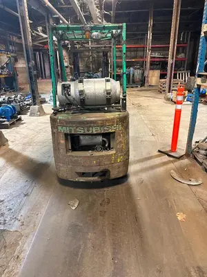USED MITSUBISHI FORKLIFT
