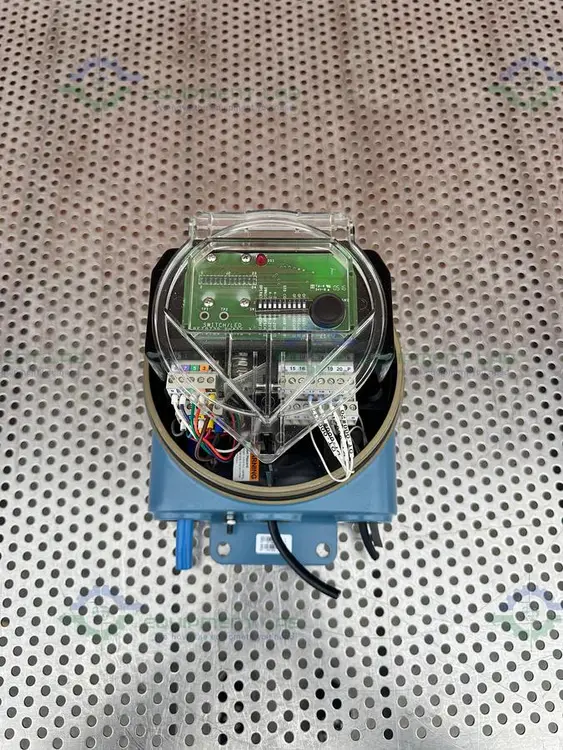 Used MICRO MOTION RFT9739E4SUJEZ ELITE REMOTE FLOW TRANSMITTER 85-250 VAC Misc Electrical & Power Parts California US | Equipment Lab #1287280