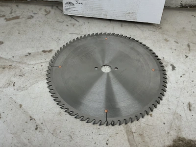 Used _UNKNOWN_ _UNKNOWN_ Saw Blades Michigan US | Miedema Asset Management Group #1313867