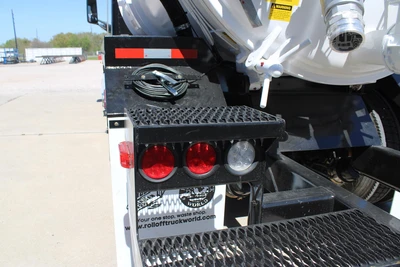 Used 2019 PETERBILT 567 Tractors & Trailers Texas US | Roll Off Truck World #1486370