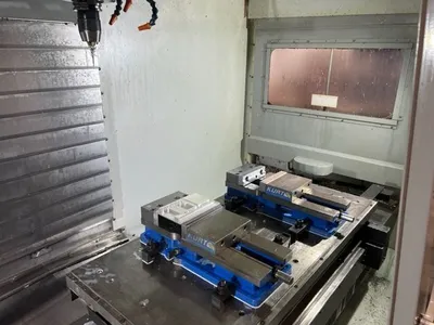 2008 HAAS VF-4SSAPC Vertical Machining Centers | Lion Machinery (14)