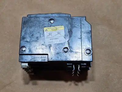 USED SQUARE D QO3100VH
