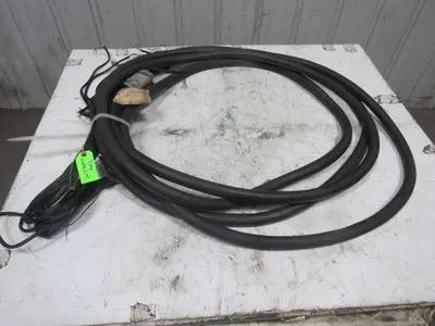 Yaskawa Yasnac XRC UP130 XRC 2001 Cable Assembly Number 147409-5 Rev 2 32' Long
