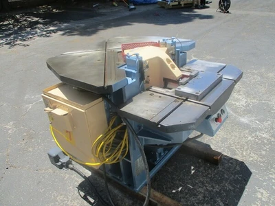 USED AMADA CSW-220
