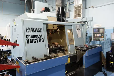 USED 1995 HARDINGE CONQUEST