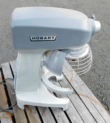 USED HOBART 20 QUART MIXER HL 200