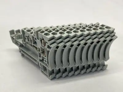 1492-LS2-3 | Allen Bradley  IEC Sensor Terminal Block LOT OF 10 - Used
