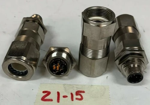 NEW Amphenol C10-730173-5B1