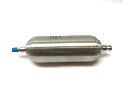 USED SPECTRO PHYSICS HELIUM MASTER 1.02E-4 MBARL/SEC, 1500 PSIA