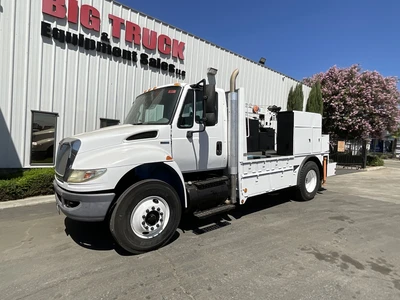 Used 2013 INTERNATIONAL 4300 Service & Utility Trucks California US | Big Truck & Equipment #1412326