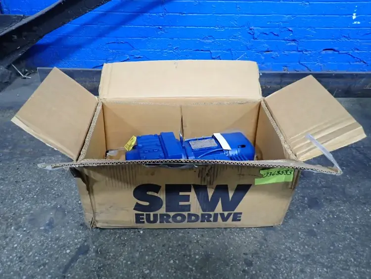Used SEW R47DR57154BE05HR/MM03/AXX6/AU Motors (misc) | HGR 24 #734713