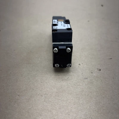 NEW SMC VFS2100-3FZ