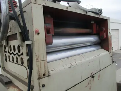 18" x 3/8" Orii, motorized straightener, 1996