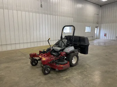 USED 2022 EXMARK LAZER Z ZERO TURN