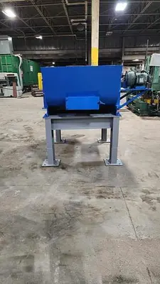 USED JOHNSON 24