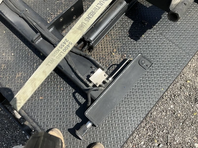 Used LOAD KING LK-40 TRUCK-MOUNTED SHINGLE AND ROOFING CONVEYOR 40’ Portable Conveyors Michigan US | Miedema Asset Management Group #1328755