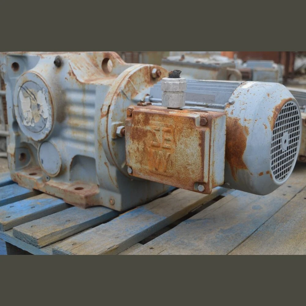 SEW-EuroDrive 90° Gearmotor