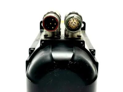 AKM53K-BKC2R-00 | Kollmorgen  Servo Motor 4500RPM 640VDC 3.06kW - For parts or not working