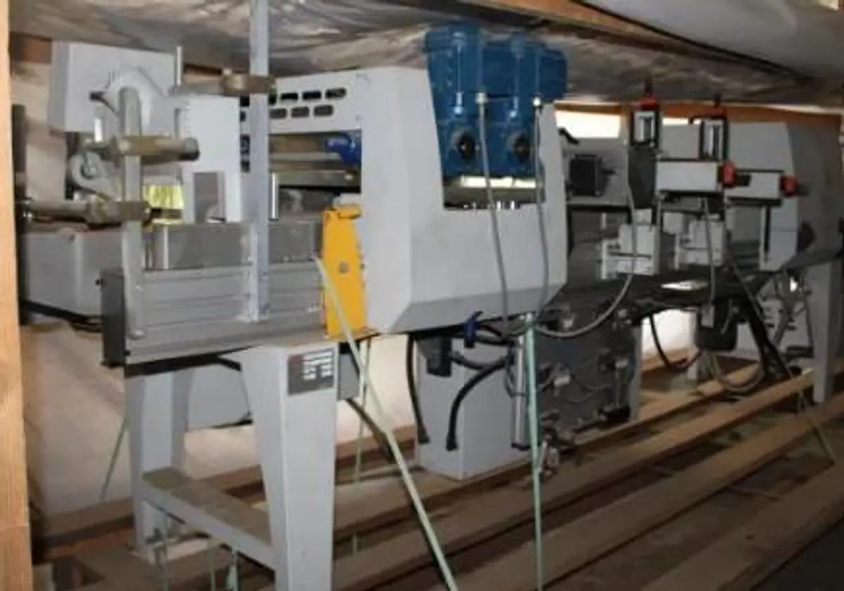 USED CEFLA CFS2 2RC 2W STAIN & FINISH LINE FOR FLOORING