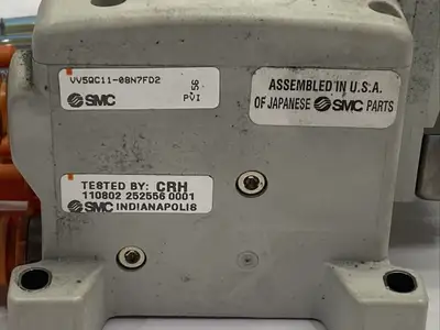 VV5QC11-08N7FD2 | SMC  Pneumatic Manifold 8-Station w/ 4x VQ1100N-5 4x VQ1400N-51 - Used