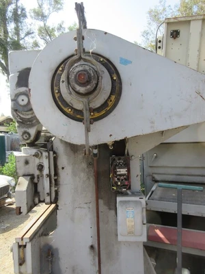 Verson All Steel Press Brake, S/N 9875-2078, 7.5" Shut Height, 3" ram adjustment, 2.5" stroke
