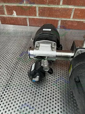 USED 5 ITT PURE-FLO STAINLESS STEEL DIAPHRAGM VALVES W/ 2" TO 1/2" SANITARY FITTING