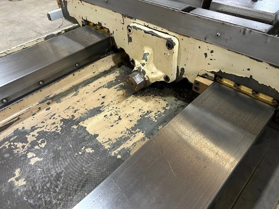 5" GIDDINGS & LEWIS Table Type HBM, 1968