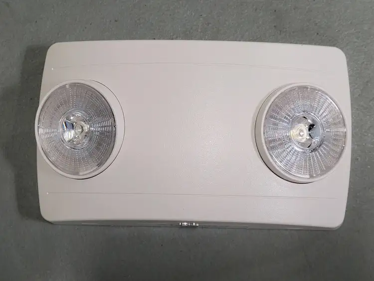 New | in-Stock STANPRO SLM-2L Lighting British Columbia CA | Lenmark #253818