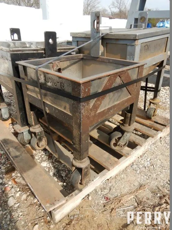 _UNKNOWN_ 5 Cubic Foot Bin | Perry Equipment