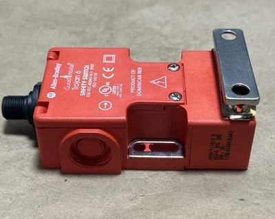 NEW Allen-Bradley 440K-T11410