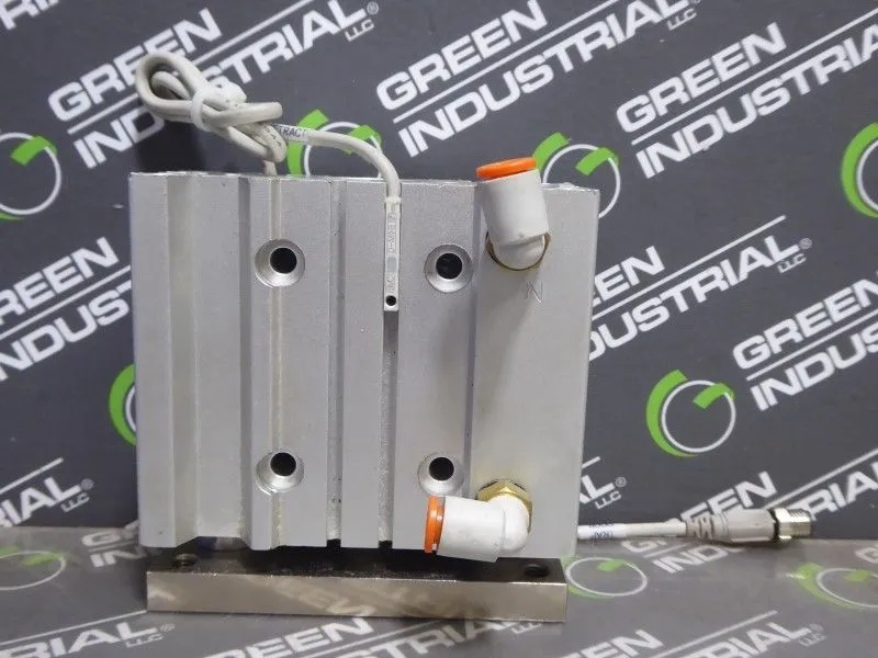 SMC MGPM25TN-40Z Guided Cylinder 25mm Bore 40mm Stroke 1.0 MPa Used
