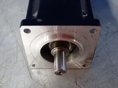 USED KOLLMORGEN AKM24DENBN200
