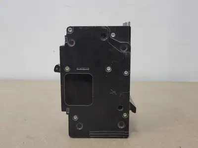 NEW SQUARE D EDB36030